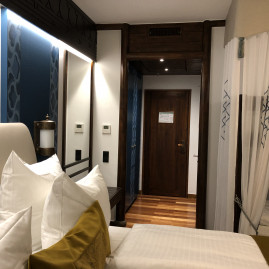 Hotel  Ling Bao 2019 03