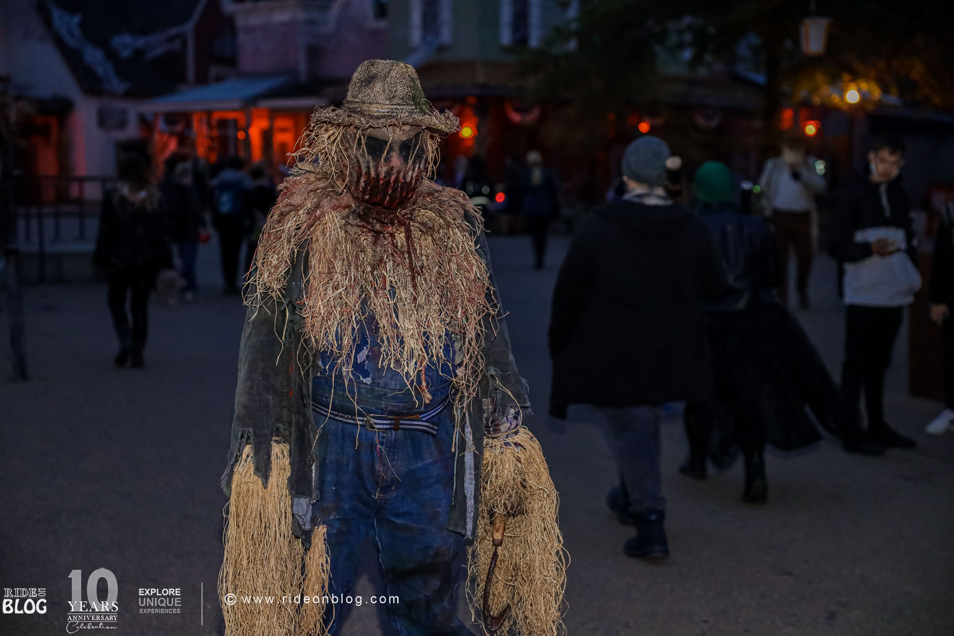 Monster Verbreiten Im Movie Park Wieder Angst Und Schrecken