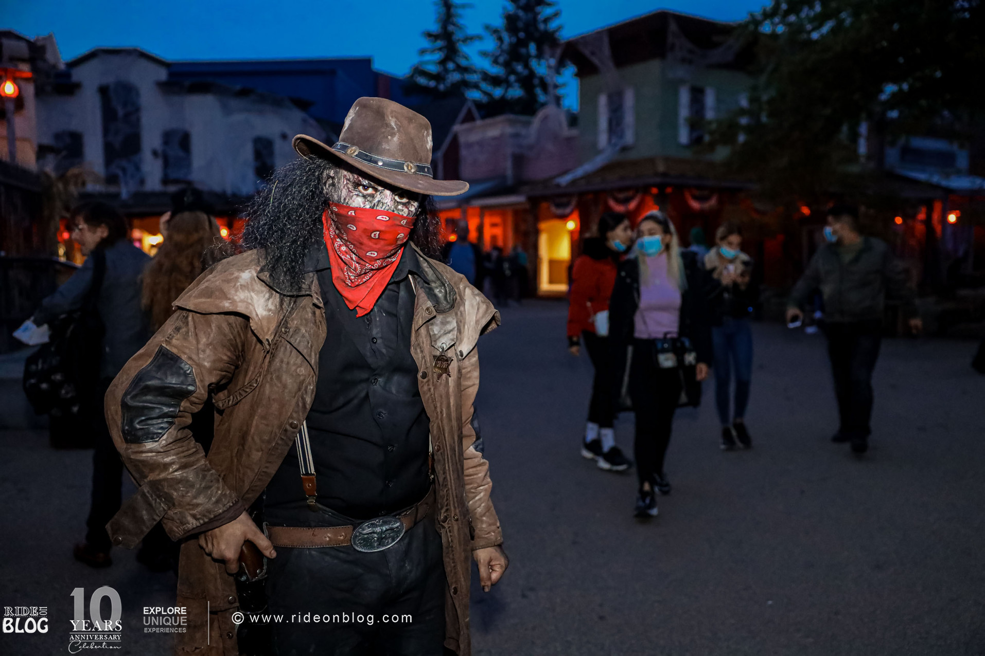 Monster Verbreiten Im Movie Park Wieder Angst Und Schrecken